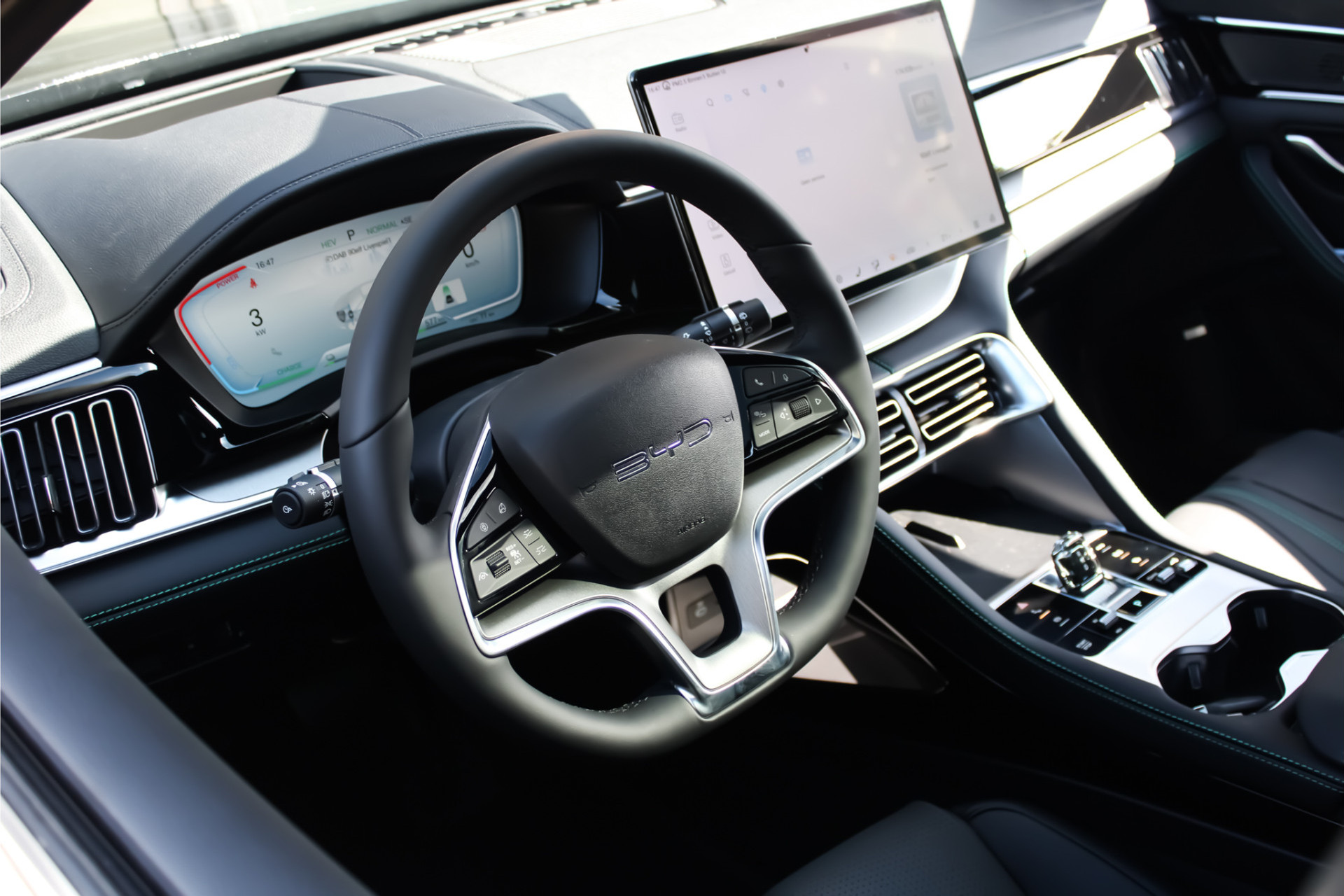 47050612-1.jpg